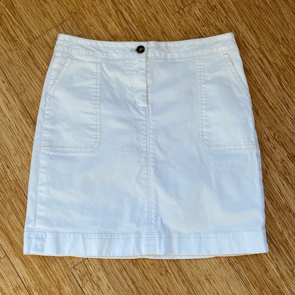 Boden white cotton mini skirt with front pockets